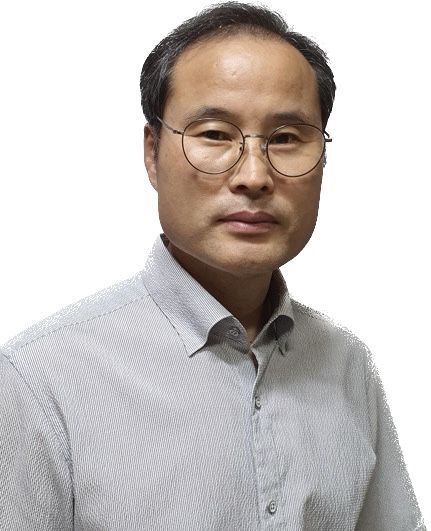 충북 청주 오송 지하차도 침수 현장에서 시민 1명을 구해 LG의인상을 받은 한근수씨.[사진제공=LG]