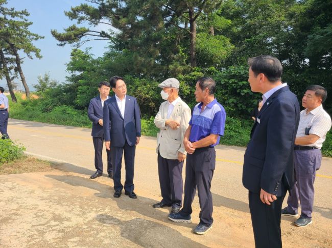 광복절 독립유공자 후손위문 정만엽씨 방문.[사진제공=고창군]