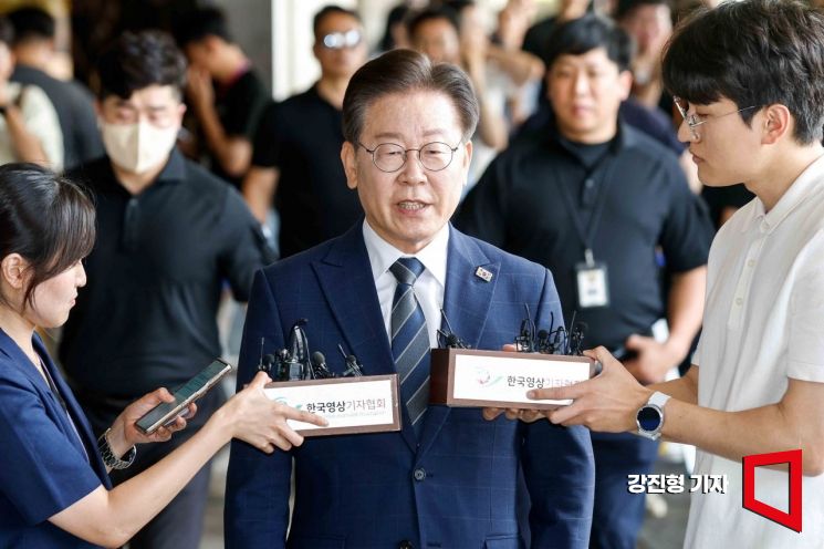 또다시 사정정국…이재명의 시지프스, '사명감 vs '뻔뻔함'