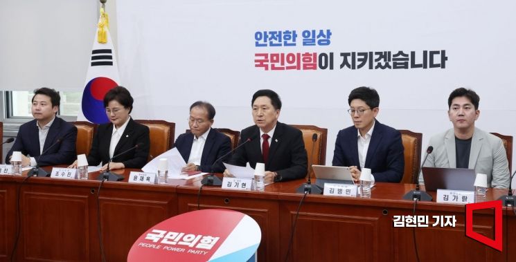 또다시 사정정국…이재명의 시지프스, '사명감 vs '뻔뻔함'