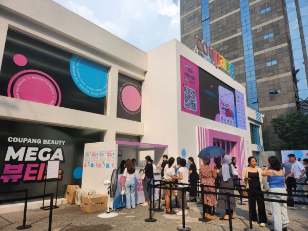 [Report] 'Coupang' Goes Offline... Visiting Seongsu-dong 'Mega Beauty Show'