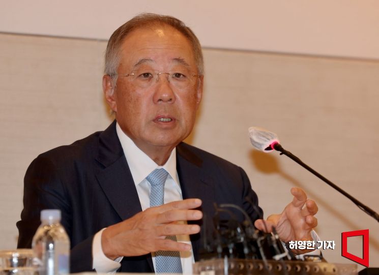 풍산, 탄약사업부 매각 중단 의사에 한화 측 당혹