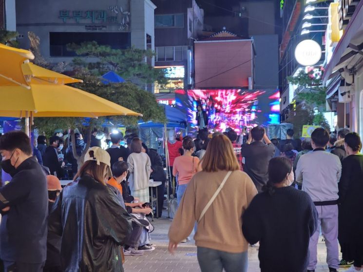 2022년 제2회 제천 수제맥주&달빛야시장 축제 모습 [사진제공=제천시]