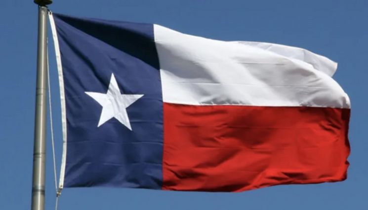 텍사스 공화국은 빨간색, 흰색, 파란색 론스타 깃발을 사용했다. 텍사스공화국은 멕시코와 독립 전쟁을 했고 1845년에 자발적으로 미국에 합류해 지금의 텍사스주가 됐다.