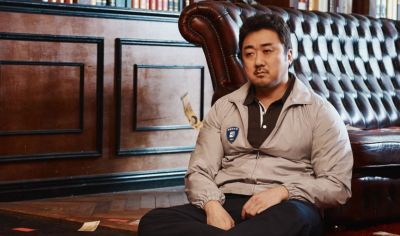 고액 체납자를 쫓는 세금 징수 공무원의 이야기를 다룬 OCN 드라마 ‘38사기동대’의 한 장면