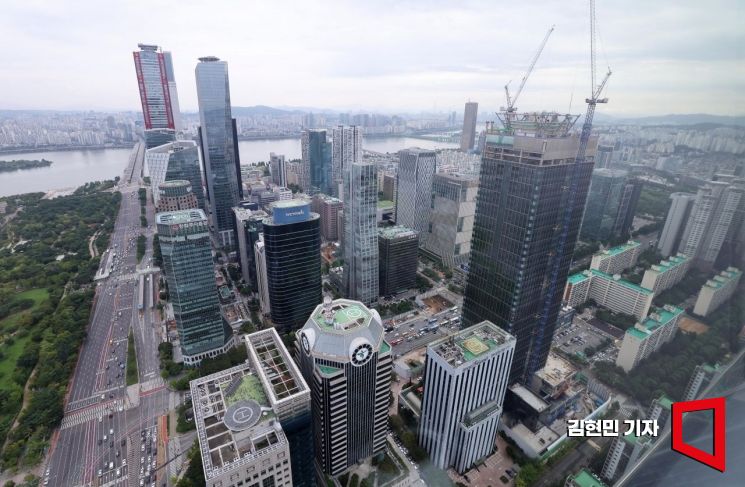 전국 상업·업무용 빌딩 거래량 석 달 째 증가… 서울은 1조원대 거래