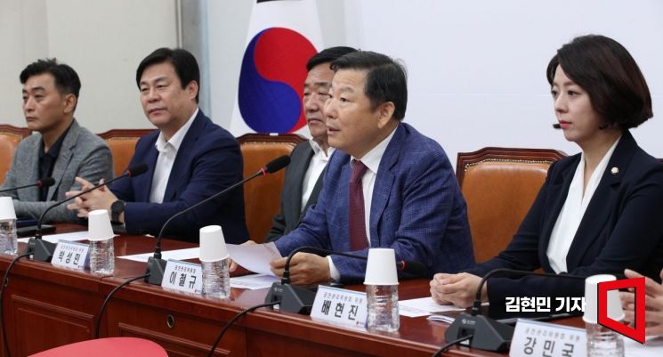 이철규 국민의힘 공천관리위원장이 8일 국회에서 열린 강서구청장 보궐선거 공천관리위원회 1차 회의에서 발언하고 있다. 사진=김현민 기자 kimhyun81@