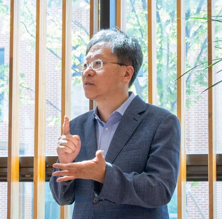 "서울시 안심소득, 글로벌 복지정책 패러다임 바꿀 것" 