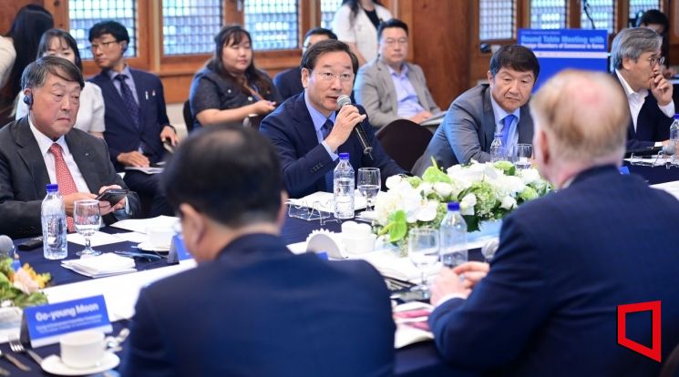인천시-주한외국상의·코트라, 라운드테이블 개최…'뉴홍콩시티' 투자유치 협력 요청