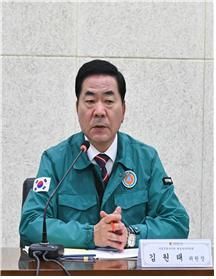 "정당 현수막 개수와 장소 제한 가이드라인 필요"
