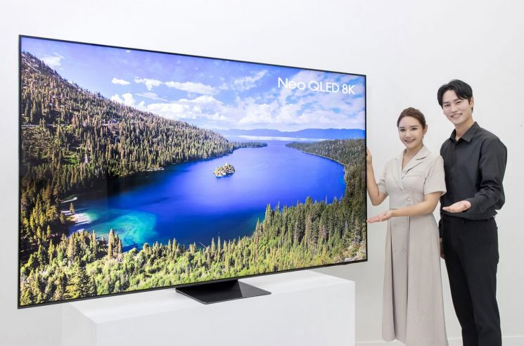 삼성전자 98형 네오(Neo) QLED 8K TV.[사진제공=삼성전자]