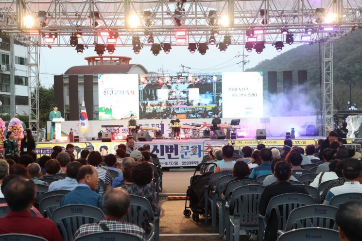 ‘천년의 한지와 가야금의 만남’ 의령신번문화축제 성료. [이미지제공=의령군]