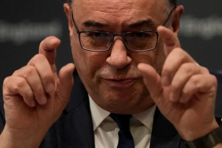 英, 3개월 연속 물가 '둔화'…그래도 금리 올리나