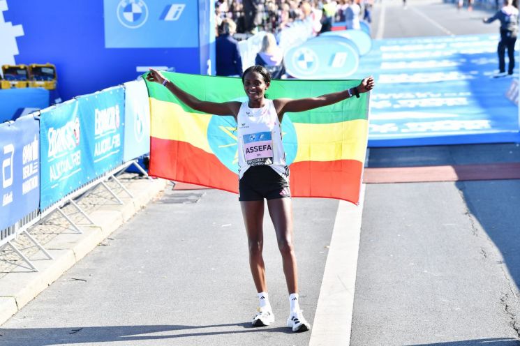 [뉴스속 인물]女 마라톤 세계신기록 세운 에티오피아 '티그스트 아세파'
