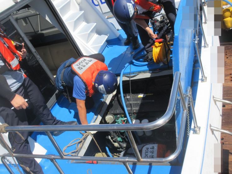 창원 수우도서 레저보트 침수… 해경 긴급출동 1명 구조