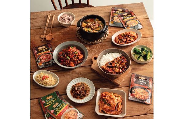 "본격 캠핑 시즌 돌입" 간편·휴대성 앞세운 HMR 인기