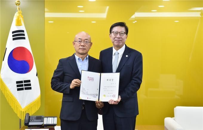 부산시, ‘총괄 디자이너’ 홍익대 나건 교수 위촉