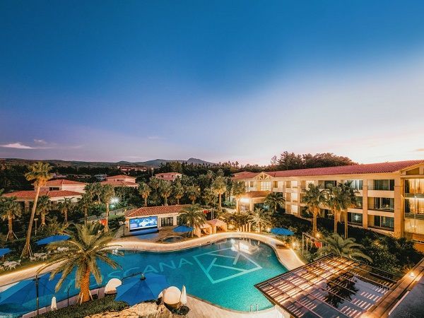 37도 야외 온수풀 유명한 제주 토스카나, 5성 호텔 등극 