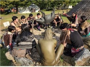 Prehistoric Man Barbecue Experience