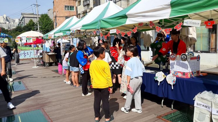 城北区周末活动满满：话剧节、社区集市等