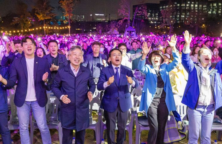 허준축제 열기 강서가 ‘들썩’...역대급 인파 몰려 '성황'