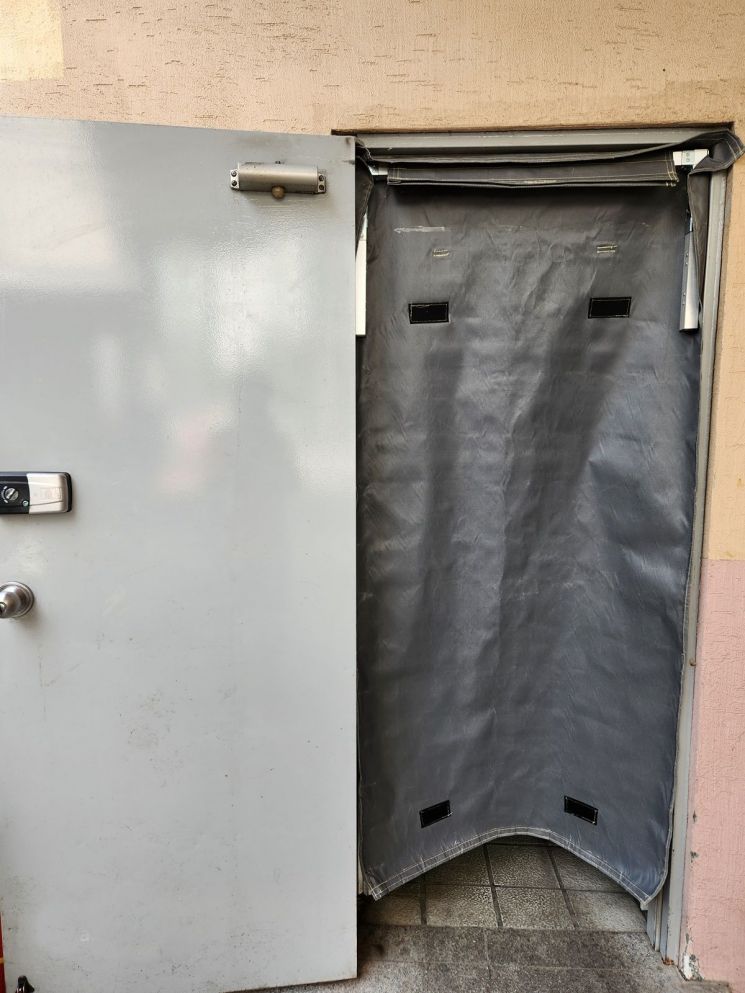 경기소방, 휴대용 연기차단 커튼 개발…전국 소방현장 보급