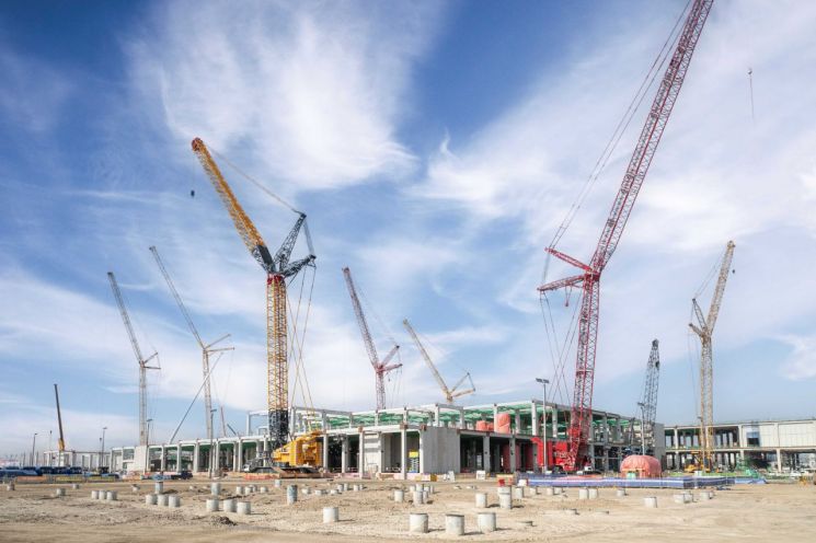 인천 송도 삼성바이오로직스 5공장 건설 현장. 회사 측은 2025년 4월 완공을 목표로 하고 있다. [사진제공=삼성바이오로직스]