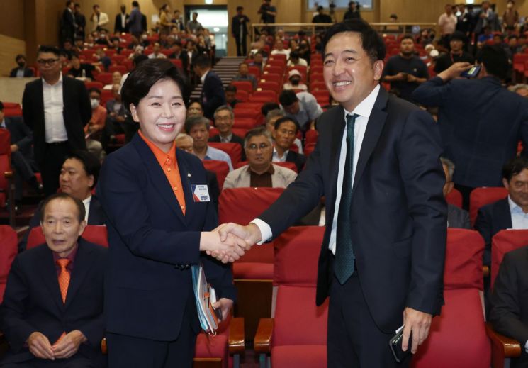 양향자 한국의희망 의원(왼쪽)과 금태섭 새로운선택 대표. [이미지출처=연합뉴스]