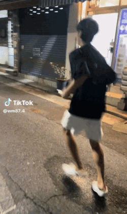 [청춘보고서]"공중부양 아니야?"…대구 사는 중학생, 틱톡으로 스타 됐다