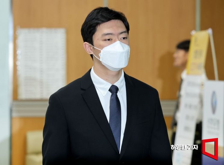 전두환 손자 전우원, 개인·가족사 담은 AI 웹툰 공개…"정신 좋은 것 같다"