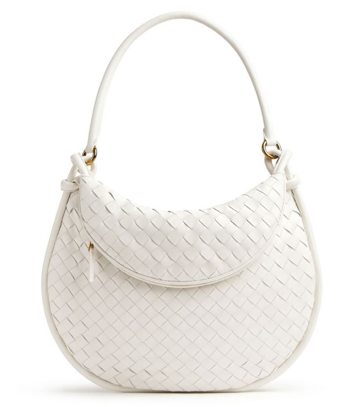 보테가 베네타, 실용적인 디자인의 ‘제멜리’ 백 선보여