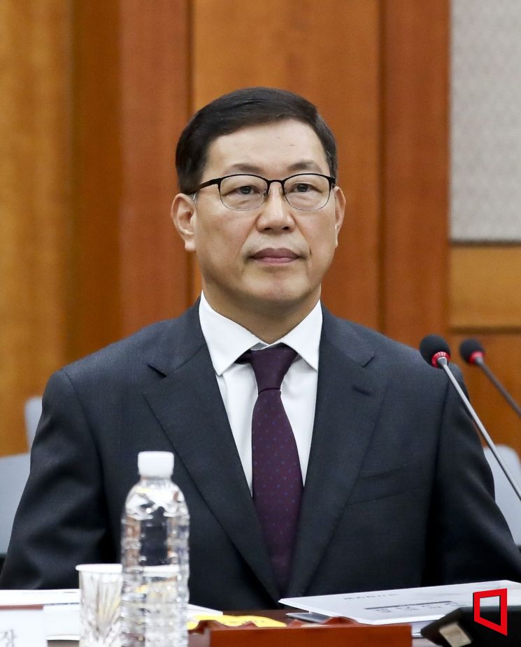 백종욱 국가정보원 3차장이 1일 오전 서울 내곡동 국가정보원 청사에서 열린 국회 정보위원회 국정원에 대한 국정감사에 참석해 있다. 사진=국회사진기자단