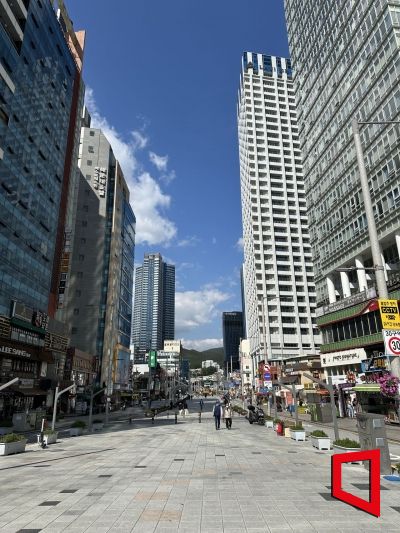 釜山海云台区九南路文化广场全景 由记者李春熙供图