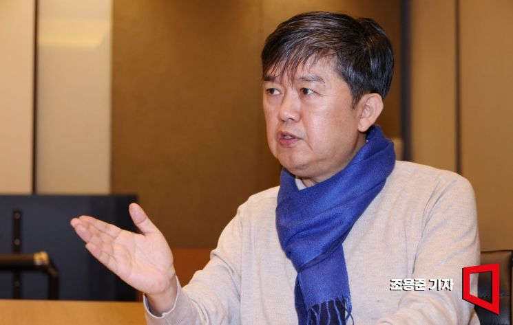 아시아지니어스테이블 조성관 작가. 사진=조용준 기자 jun21@