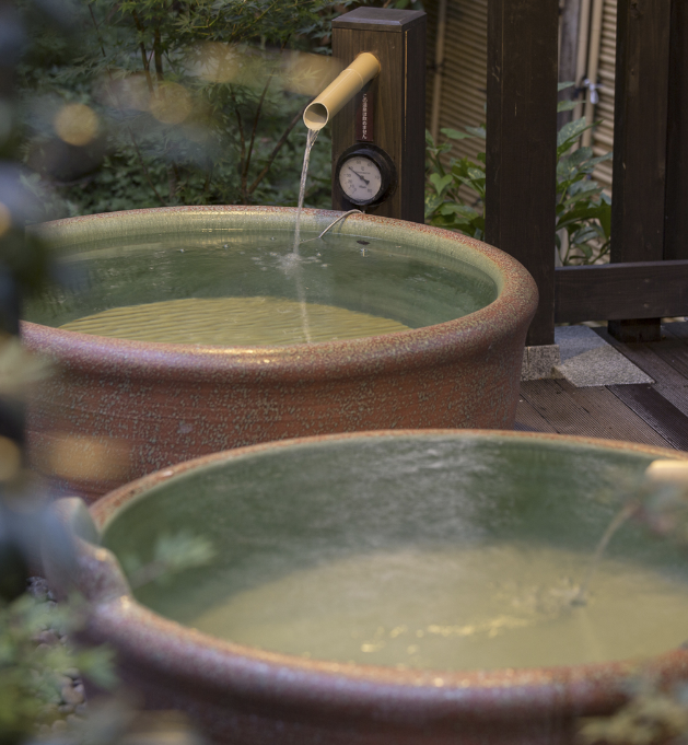 문신한 사람은 온천 출입금지…"반창고로 가리세요" [日요일日문화]