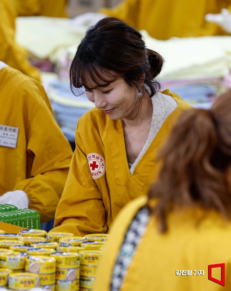 [포토]봉사활동 나선 한동훈 법무부 장관 부인