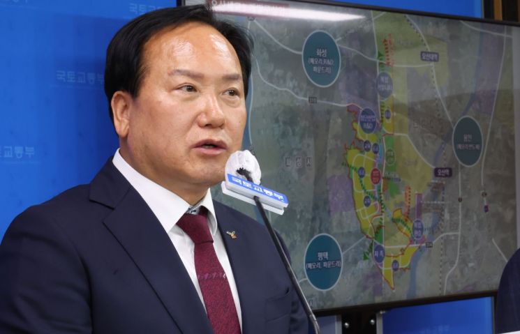 이권재 시장, "집무실 압수수색은 지선 겨냥한 정치수사" 