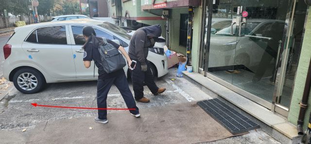 [생존호신술]으슥한 밤길…괴한이 내 뒤를 따라 올 때는