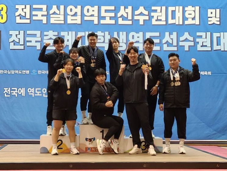 경남대 역도부, 김자현 선수 인상 91㎏로 대회 신기록 수립