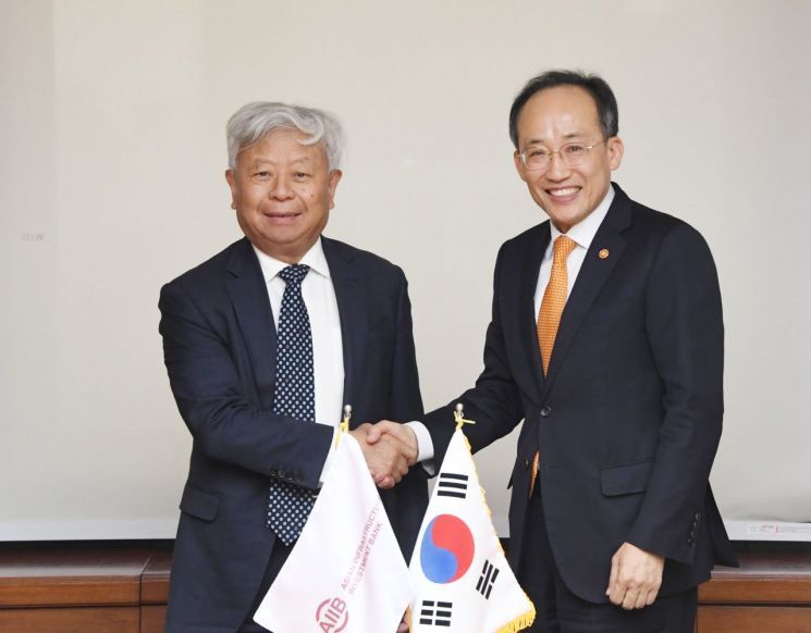 추경호, 진리췬 AIIB 총재와 韓 금융기관·기업 협력방안 논의 