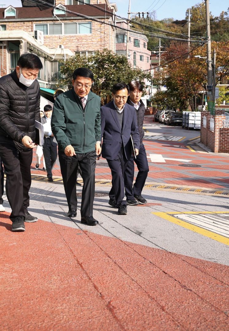 고척2동 도로열선 현장 점검