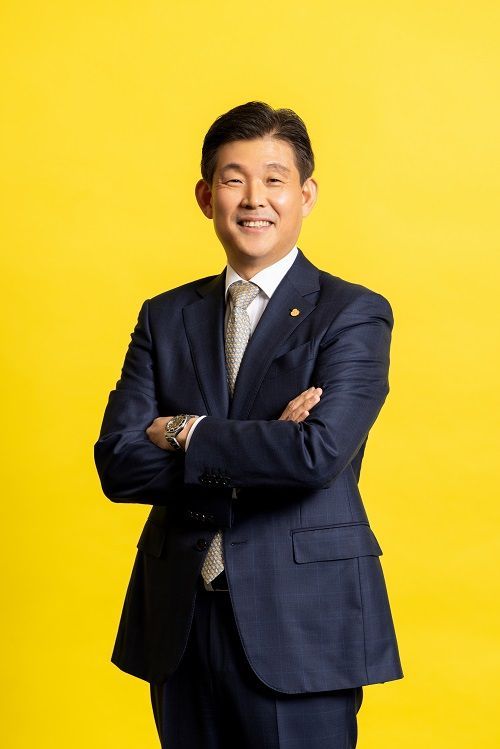 함연지 시아버지 '오뚜기 사람' 됐다…사돈 김경호 전 LG전자 부사장 영입