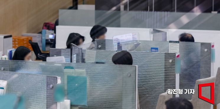 은행권, 2분기 가계·中企 대출 더 깐깐해진다