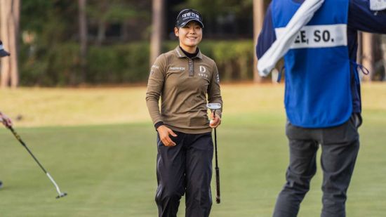 이소미가 LPGA투어 Q 시리즈 5라운드에서 9언더파를 몰아쳐 2타 차 선두로 도약했다.[사진제공=LPGA]