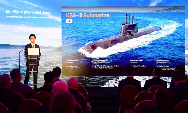 한화오션, 첫 잠수함 수주…해외수출도 '청신호'