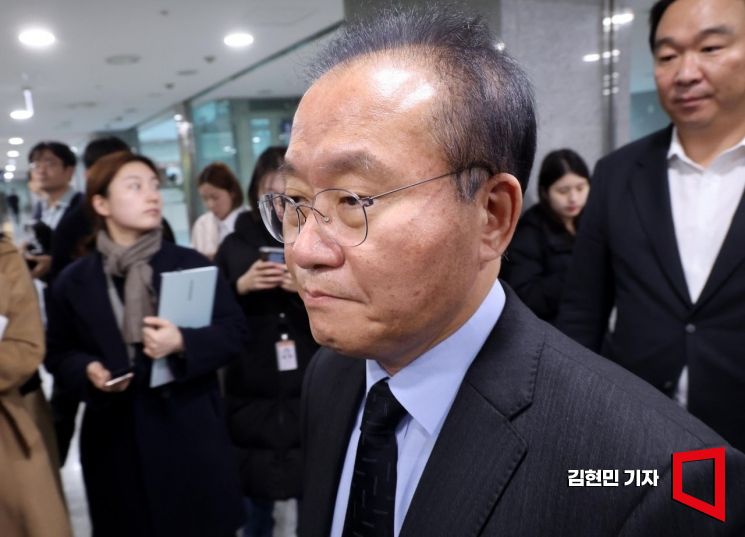 김기현 사퇴에 임명직 당직자들도 사의…윤재옥, 업무공백 우려해 반려