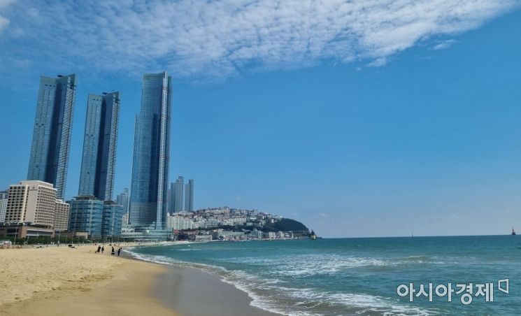 "이곳이 한국의 마이애미" 처음으로 세계 100대 도시에 오른 부산