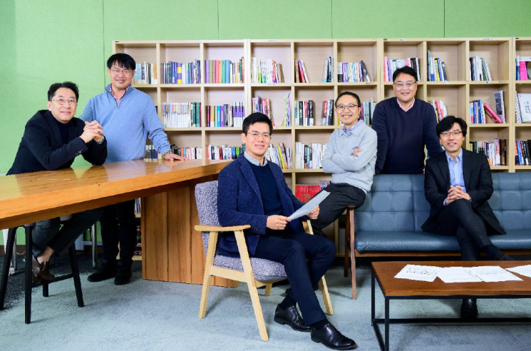 삼성전자, 플래시 메모리 난제 해결…"기술 혁신·AI 진보 기대"