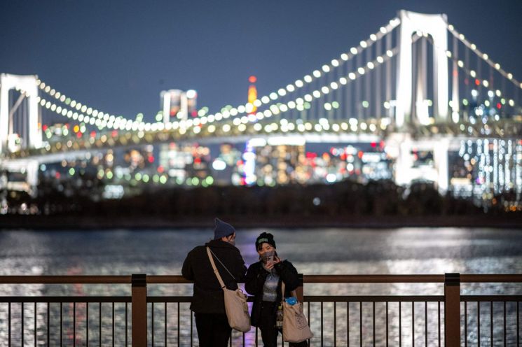 "사랑 왜 해야 하는지…" 20대 남성 절반이 '모태 솔로'인 일본