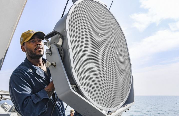 음파대포에 물대포까지…해적막는 비살상 무기 1위는?